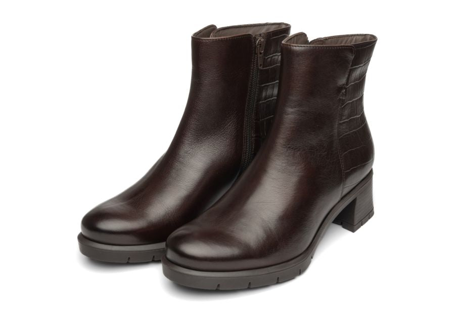 BOTA ARA CASTANHO COM CROCO